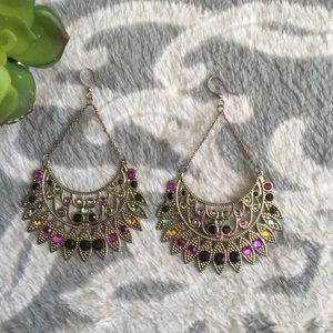 Fuchsia pink rainbow stone gold vintage earrings
